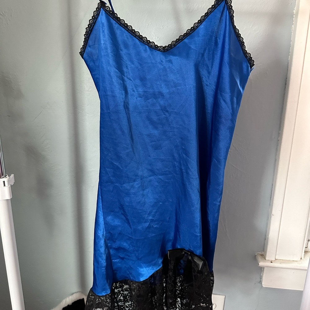 Super cute silky slip